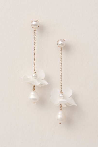 Anchored by a Swarovski pearl, a slim gold chain is complete with an ivory bloom and teardrop pearl. Bar Stud Earrings, Swarovski Pearls, Girly Jewelry, Silver Drop Earrings, Gold Drop Earrings, Stylish Jewelry, Ear Jewelry, Bridal Earrings, Minimalist Jewelry