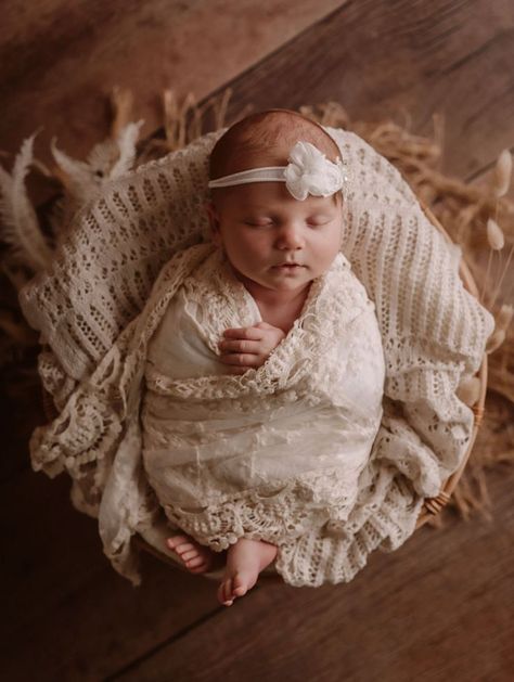 Baby Newborn Photoshoot Newborn Girl Photoshooting Outfits, Newborn Girl Photoshooting, Girl Photoshooting, Newborn Pics, Baby Pics, Lace Wrap, Lace Outfit, Newborn Photoshoot, Baby Newborn