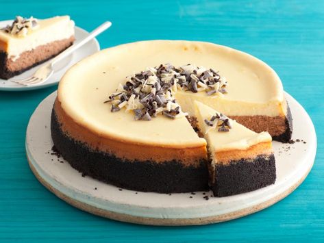 Ultra Creamy Black and White Cheesecake Recipe | Food Network Kitchen | Food Network White Cheesecake, Chocolate Peanut Butter Cheesecake, Caramel Apple Cheesecake, Tray Bake Recipes, Chocolate Crust, Classic Cheesecake, Best Cheesecake, White Cheese, Peanut Butter Cheesecake