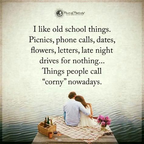 Old fashioned romance....what happened....those were the days Old School Quotes, Romance Quotes, Late Night Drives, Quotes About Love And Relationships, Marriage Relationship, Power Of Positivity, Night Driving, Positive Life, Romantic Quotes