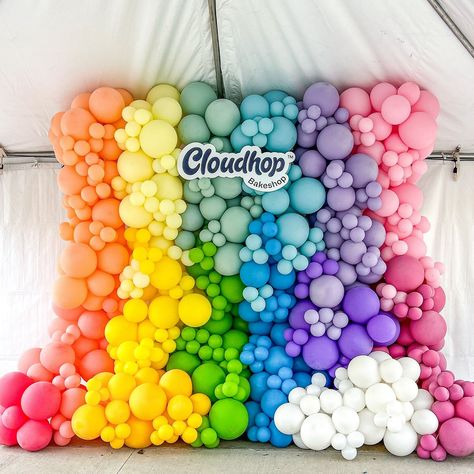 With all the wet weather we have been having in Florida, it was nice to bring a rainbow to #centralflorida and such special occasion for @cloudhopbakeshop grand opening 🙌 our ombré rainbow balloon wall is what balloon dreams are made of 🤩 . . #floridarain #floridarainbow #wintergardensmallbusiness #wintergardenballoonservice #corporateballoons #grandopening #orlandoballoondecor #wintergarden #orlandoballoonsdelivery #orlandoballoonarch #balloongarlandorlando #orlandoballoongarlands #balloonso... Rainbow Balloon Wall, Rainbow Balloons, Balloon Decor, Balloon Wall, Wet Weather, Central Florida, Balloon Arch, Orlando Florida, Balloon Garland