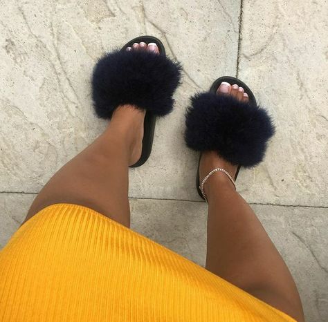 Sleepers Shoes, Fuzzy Slides, Fluffy Shoes, Cute Slides, Brand Sandals, Shoes Sneakers Jordans, Cute Slippers, The Perfect Guy, Cute Sandals