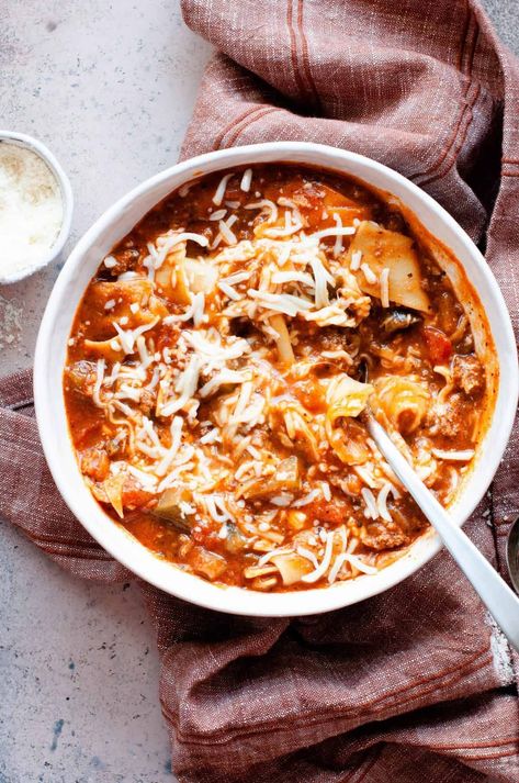 Healthy Lasagna Soup, Peanut Stew Vegan, Freezer Meals Crockpot, Anabolic Recipes, Whole Recipes, Erin Lives Whole, Easy Lasagna Soup, Healthy Lasagna, Baked Chicken Fajitas