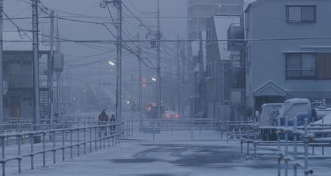 Winter City Background, Cold Blue Wallpaper, Snowy Discord Banner, Winter Discord Banner Gif, Winter Wallpaper For Computer, Snow Computer Wallpaper, Winter Notion Header, Winter Header Aesthetic, Snow Anime Background