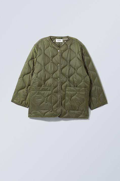 Sinai Liner Jacket - Dark Green - Weekday FR Quilted Jacket Outfit, Green Winter Jacket, The Round Up, Swedish Street Style, Liner Jacket, Quilt Jacket, Women's Jackets, Work Wardrobe, Round Up