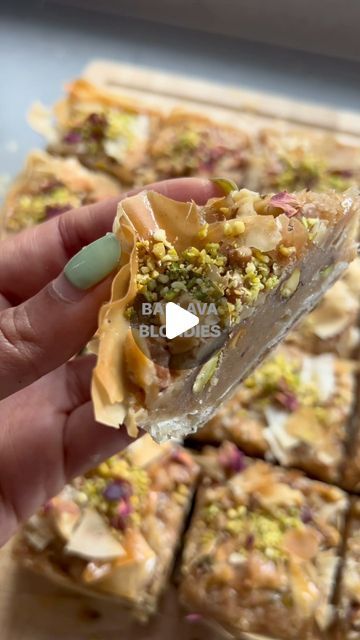 Baklava Blondies, Blondie Recipe, Baklava Recipe, Blondies Recipe, Baklava, Easy Baking, Event Design, Brownies, Sweet Treats