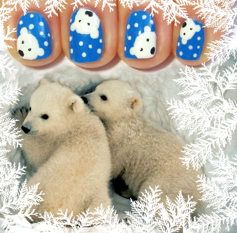 Polar bears nail art. Animals. Nail Polish. Nails. Creative. Beautiful. *-* Nail Art Animals, Bears Nail Art, Nails Creative, Nail Art Noel, Nail Polish Nails, Xmas Nail Art, Animal Nail Art, Bears Nails, Polish Nails