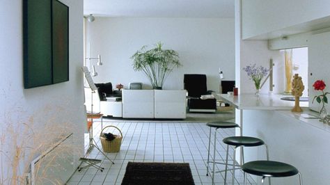 The home of good design | Vitsœ Voice | Vitsœ Dieter Rams Interior, Dieter Rams Design, Minimal Homes, Bauhaus Interior, Minimalist Mid Century Modern, Nice Homes, Braun Design, Dream Interior, Dieter Rams