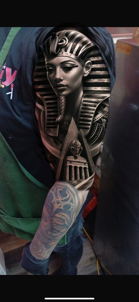 King Tut Tattoo, Egypt Tattoo Design, Mangas Tattoo, Egyptian Tattoo Sleeve, Egypt Tattoo, Full Back Tattoos, Ancient Egypt Art, Egyptian Tattoo, Mythology Tattoos