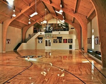 Old Basketball, Dream House Pictures, Home Basketball Court, Indoor Hot Tub, Home Gym Garage, Basketball Gym, Rustic Basement, Indoor Basketball Court, Indoor Family