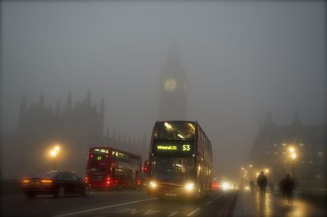 London Autumn Uk Aesthetic, London 2000s, London Autumn, London Dreams, London Baby, London Aesthetic, London Calling, I Want To Travel, Dream City