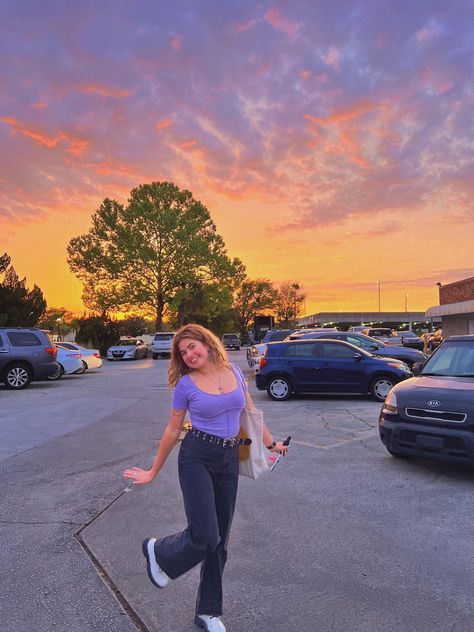 Parking Lot Sunset, Parking Lot Photoshoot, Photoshoot Sunset, Sunset Photoshoot, Sunset Pics, Sunset Pictures, Parking Lot, Photo Ideas, Photography Poses