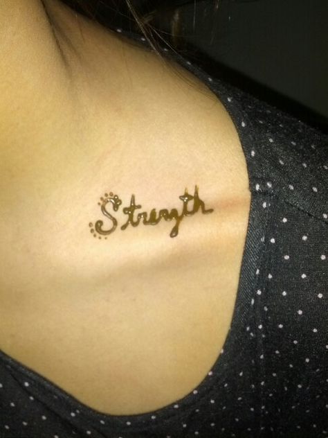 Anna's collar bone henna i did. Collar Bone, Henna Designs, Tattoo Quotes, Henna, Body Art, Bones, Collar, Tattoos, Art