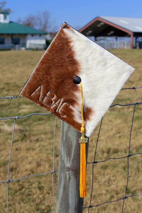 Cowhide Graduation Cap, Ag Graduation Cap, Graduation Cap Western, Grad Cap Ideas Western, Western Cap Decoration Graduation, Western Graduation Cap Designs, Western Graduation Cap Ideas, Western Grad Caps, Country Graduation Cap