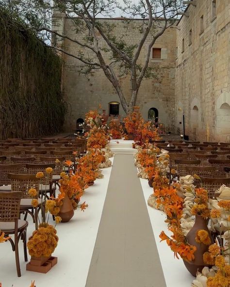 The Lovely List: Wedding Inspo In Our Favorites Folder Oaxaca Wedding, Top Wedding Trends, Wedding Decorations On A Budget, Wedding Ceremony Photos, White Wedding Cakes, Orange Wedding, French Wedding, Wedding Aisle, Wedding Mood Board