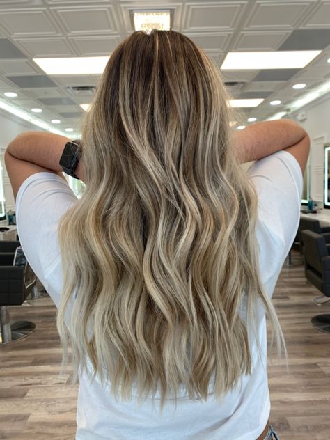 Blonde Highlights On Brown Hair Summer, Mostly Blonde Highlights, Darker Blonde With Highlights, Blonde Highlights Darker Roots, Blonde Highlights With Light Brown Hair, Semi Blonde Hair Highlights, Full Foil Balayage, Blind And Brown Highlights, Brown On Blonde Hair