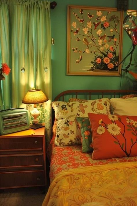 Vintage Bedroom Decor Retro, 1960s Bedroom Decor, 70s Bedroom Aesthetic, Bedroom Decor Retro, 70s Bedroom, 80s Bedroom Aesthetic, Vintage Apartment, Vintage Bedroom Decor, Hall Interior Design