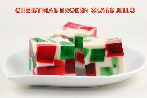 Christmas Broken Glass Jello I have a thing for Jello. I've loved it since I was a kid. It was early "cooking" - hey, you learn how to meas... Jello Creations, Broken Glass Jello, Glass Jello, Christmas Jello, Jello Gelatin, Easy Holiday Desserts, Shugary Sweets, Xmas Treats, Griswold Christmas