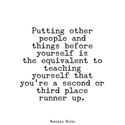 If you don't put yourself your dreams and your goals on the top of your to do list every single day chances are you'll end up building someone else's dreams  instead of building your own.   This was a tough lesson I learned last year. 2016 was my year of struggle...of unraveling...of completely waking the F up... and of honoring my refusal energy as a motivator to no longer settle for anything other than what I wanted out of life. It's so so easy to get caught up in trying to please other people Being Put Last Quotes, Last Quotes, Spiritual Journaling, Energy Affirmations, Marketing Studio, Self Love Quote, Service Marketing, Spiritual Entrepreneur, Conscious Business