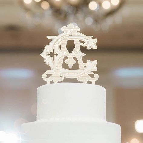 Topping off this Friday with a gorgeous custom monogram cake topper by @theconfettihome for newlyweds Chelsea + Ed. We loved creating this… Wedding Cake Monogram, Wedding Cakes Toppers, Cake Topper Wedding Monogram, Monogram Wedding Cake, Wedding Monograms, Monogram Cake Toppers, Print And Embroidery, Monogram Cake, Wedding Crest