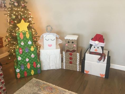 Snowmen Gifts, Christmas Koozies, Christmas Wrapping Ideas Creative, Christmas Tower, Christmas In July Decorations, Christmas Wrapping Diy, Christmas Packages, Easy Homemade Christmas Gifts, Christmas Package