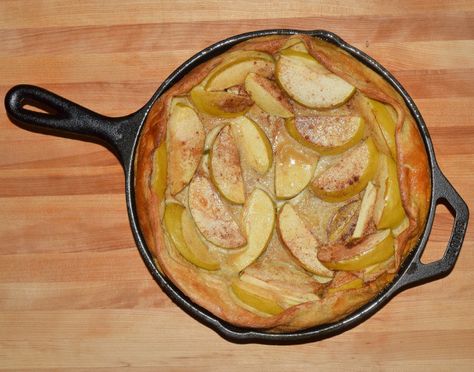 Baked Apple Pancake Recipe, Dutch Apple Pancake, Apple Puff Pancake, Baked Apple Pancake, Apple Skillet, Pancake Casserole, German Apple Pancake, Apple Pancake Recipe, Puff Pancake