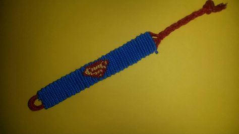 Superman Friendship Bracelet Supernatural Friendship Bracelet, Deadpool Friendship Bracelet, Spiderman Chevron Bracelet, Superman Bracelet, Crab Friendship Bracelet Patterns, Micro Macrame, Friendship Bracelet Patterns, Crafty Stuff, Friendship Bracelet