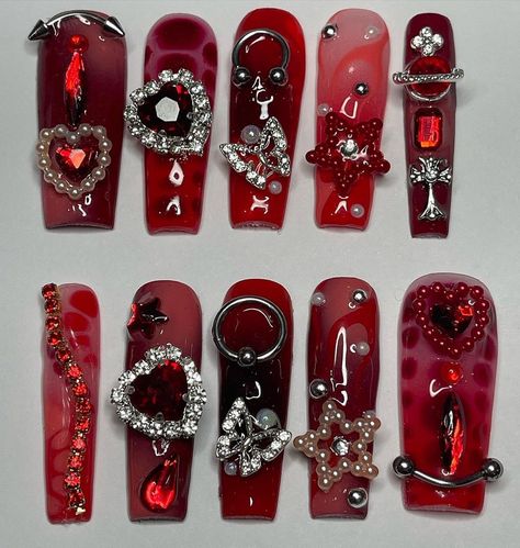 Red Emo Nails Acrylic, Red Kawaii Nails, Red Gyaru Nails, Red Nails With Charms, Edgy Nails Grunge, Fun Red Nails, Nails Edgy, Nails Grunge, Nail Piercing