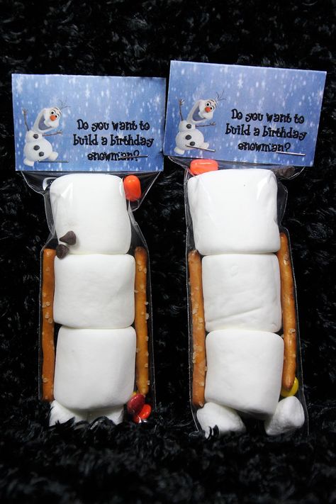 Olaf From Frozen, Frozen Party Favors, Frozen Snowman, Frozen Bday Party, Disney Frozen Birthday Party, Disney Frozen Birthday, Frozen Themed Birthday Party, Kids Christmas Party, Frozen Theme