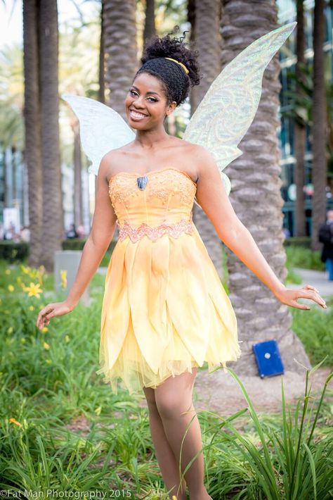 Sidonie Smith [as Iridessa] (Cosplay by GlimmerWood @deviantART) #Tinkerbell Iridessa Costume, Tinkerbell Cosplay, Fairy Costume Diy, Tinkerbell Costume, Light Fairy, Halloween Costumes To Make, Fairy Ideas, Black Cosplay, Pixie Hollow