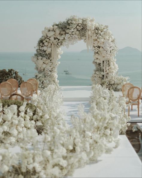 Beach Wedding Luxury, White Gold Wedding Theme, Couple Seating, White Ceremony, Jessica Andrews, Phuket Wedding, Booth Wedding, Wedding Dance Video, Flower Arch