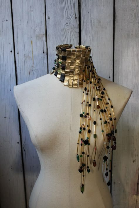 Leather Accessories Diy, Leather And Beads, Klimt Inspired, Black Lattice, Dope Jewelry Accessories, Leather Jewellery, Beaded Collar, Jewelry Lookbook, Collar Jewelry