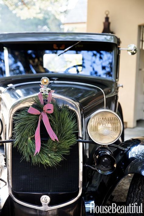 Alison Pickart Ford Blind Black Fordor Model A Car Wreath, Best Outdoor Christmas Decorations, Spring Interior Design, Christmas Wreath Diy, Anne White, Car Christmas, White Interiors, Christmas Yard, Holiday Entertaining