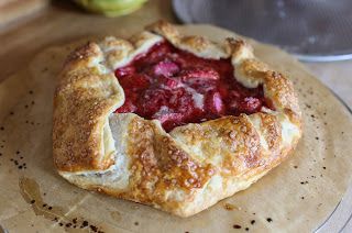 Plum Galette, Plum Juice, Plum Recipes, Strawberry Tart, Local Fruit, Midnight Snack, Different Fruits, Sweet Pastries, Food Words