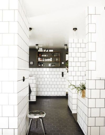 28 6x6 white bathroom tiles ideas White Tiles Black Grout, Hoboken Apartment, White Square Tiles, House Contemporary, Hexagon Tile Floor, Black Grout, Townhouse Interior, White Bathroom Tiles, Bathroom Model