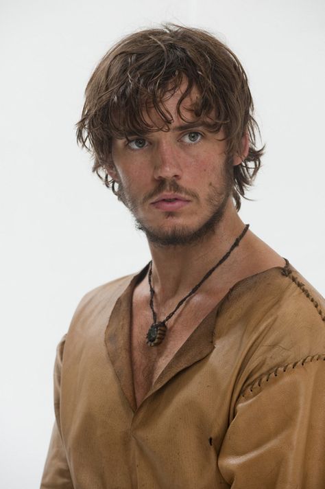 Philip from the new Pirates movie... :) Sam Calfin, Sam Claflin Finnick, Finnick Odair Sam Claflin, Rabastan Lestrange, Hunger Games Cast, On Stranger Tides, Sam Worthington, Finnick Odair, Sam Claflin