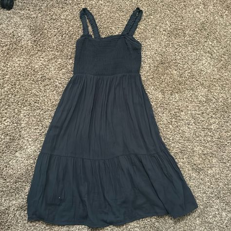 Gap Smock Tiered Black Stretch Midi Dress. Size Large. New Without Tags. Never Worn. Thick Straps. Gap Dress, Black Stretch, Smocking, Gap, Midi Dress, Tags, Women Shopping, Black, Color