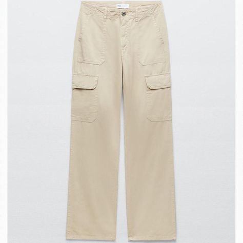 Cream wide leg cargo trousers with pockets and side zippers
Zara size 8, new without tags #cargo #wideleg Trends Ss24, Celana Kargo, Cargo Pants Color, Tan Cargo Pants, Mode Zara, Simple Fall Outfits, Zara Jumpsuit, Cropped Knit Sweater, Jackets Women