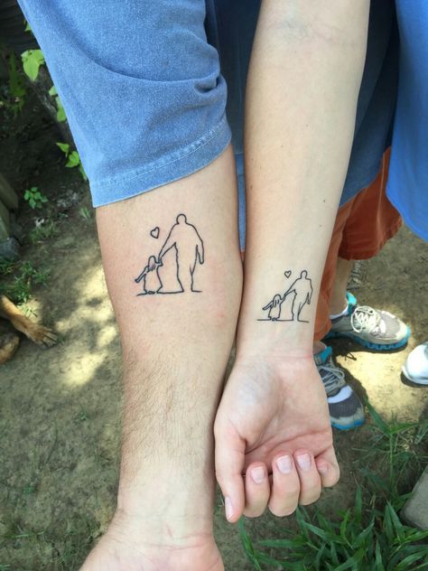 Father/daughter tattoo Mais Dad Daughter Tattoo, Grandfather Tattoo, Nirvana Tattoo, Tattoos For Dad Memorial, Father Daughter Tattoos, Father Tattoos, Daughter Tattoo, Tattoo Trend