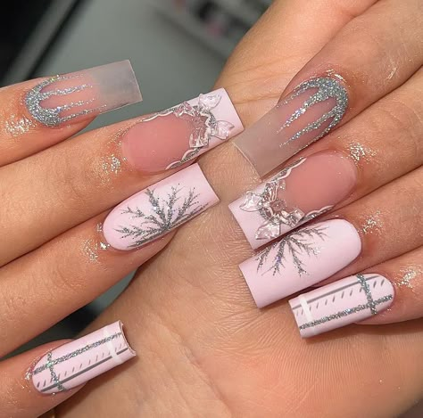 Fall Nail Sets, Classy Nails French Tip, Classy Nails French, Nice Nail Designs, Icy Christmas, Nails And Toes Ideas, Acrylic Nails And Toes, Coolest Nails, Nails For Birthday