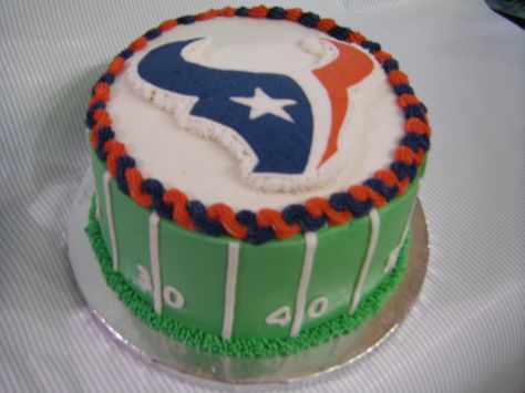 Go Houston Texans!!!! - Lemon cake and all buttercream icing, except for the numbers.  Go Texans!!!! Houston Texans Cake, Astros Cake, Texans Cake, Football Desserts, Football Themed Cakes, Football Cakes, Houston Texans Football, Texans Football, Fun Cakes