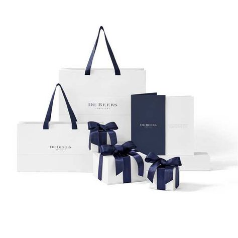 Luxury Box Design, Luxury Brand Packaging, High Jewelry Design, Luxury Box Packaging, Custom Mailer Boxes, Jewelry Packaging Design, Luxury Hampers, Luxury Packaging Design, Jewelry Packaging Box