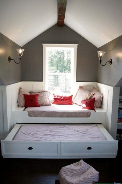 Attic Design Ideas, Cottage Remodel, Cozy Window Seat, Design Ložnic, Flip House, Attic Bedroom Designs, Built In Bed, Closet Bed, Cool Bunk Beds