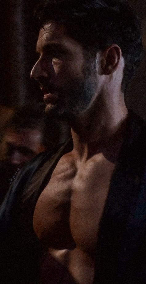 Lucifer Morningstar Tom Ellis, Tom Ellis Hot Lucifer, Tom Ellis Shirtless, Prince Of Egypt, Tom Ellis Lucifer, American Accent, Lauren German, Los Angeles Travel, Lucifer Morningstar