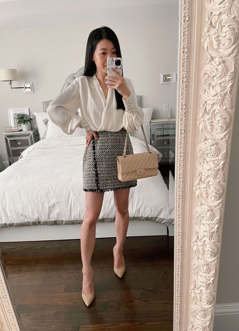 Office Outfits Women Skirt, Tweed Outfit Women, Tweed Dress Outfit, Petite Workwear, Tweed Skirt Outfit, Chanel Medium Flap, Office Skirt Outfit, Workwear Ideas, Work Skirt Outfit