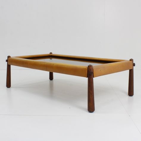 Listed on VNTG.com: Brazilian coffee table by Percival Lafer, 1970s | #vntg #vintage Mid Century Leather Sofa, Modern Leather Lounge Chair, Percival Lafer, Vintage Coffee Tables, Brazilian Coffee, Vintage Dining Table, Leather Sofa Set, Vintage Side Table, Large Coffee Tables