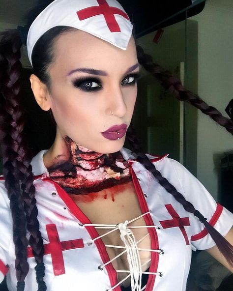 Halloween Nurse Makeup, Nurse Makeup, Nurse Halloween, Halloween Makeup Inspiration, Halloween Nurse, Halloween Makeup, Makeup Inspiration, Halloween, Makeup