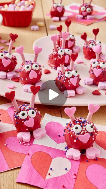 Maegan Brown ~ The BakerMama on Instagram: "DIY edible Love Bugs 😋💗 Love Bug Bites are perfect to make for classmates, friends, family, or your sweetheart, on Valentine’s Day! Made with red velvet cake mix and a variety of Valentine’s sprinkles and candies, these edible crafts are sure to win over any heart! 🥰 INGREDIENTS BELOW ⬇️ and in my Brilliant Bites cookbook! Comment “recipe” and I’ll DM you a link to the cookbook for more small bites and savvy sips inspiration! ❤️ #TheBakerMama #BrilliantBitesCookbook #BitesByTheBakerMama LOVE BUG BITES Ingredients: 1 box (15.25 ounces) red velvet cake mix 1/4 cup vanilla cake frosting 28 Pocky Strawberry Cream Covered Biscuit Sticks 1 package (12 ounces) red candy coating melts 42 red jumbo heart-shaped sprinkles 84 pink jumbo heart-shaped spr Pocky Strawberry, Vanilla Cake Frosting, Biscuit Sticks, Ant Bites, Diy Edible, Red Velvet Cake Mix, Edible Crafts, Strawberry Cream, Bug Bites