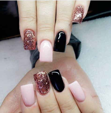 Black, pink, to rose gold By Sherry Hawks, SLT Pink Gold And Black Nails, Black And Rose Gold Nails Short, Black Pink Gold Nails, Black And Rose Gold Nail Designs, Rose Gold And Black Nails, Black And Rose Gold Nails, Rose Gold Nail Ideas, Blackpink Nails, Do It Yourself Nails