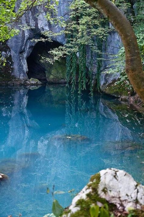 Serbia Travel, Drømme Liv, Perfect Peace, The Cave, Beautiful Pics, Norma Jeane, Destination Voyage, Nature Aesthetic, Macedonia